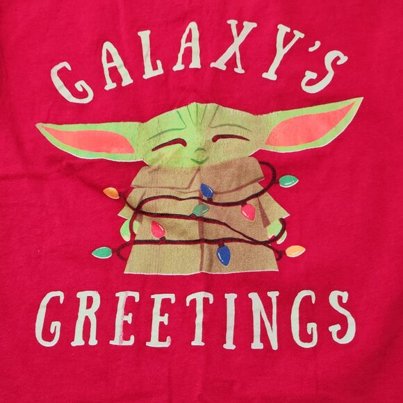 Star Wars The Child Baby Yoda “Galaxy’s Greetings” Christmas T-Shirt YS - Picture 2 of 5